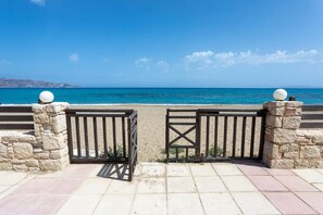 Uklassifisert bilde, 2 av 22, knapp