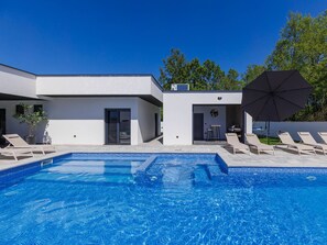 A heated pool - De Karlo by Interhome (Rovinj/Kanfanar)