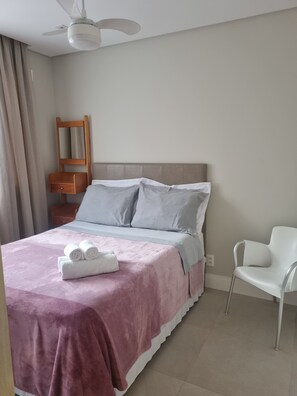 1 bedroom, WiFi, bed sheets, wheelchair access - Fully equipped studio apartment 5 minutes from Jurerê Beach. (Florianópolis)