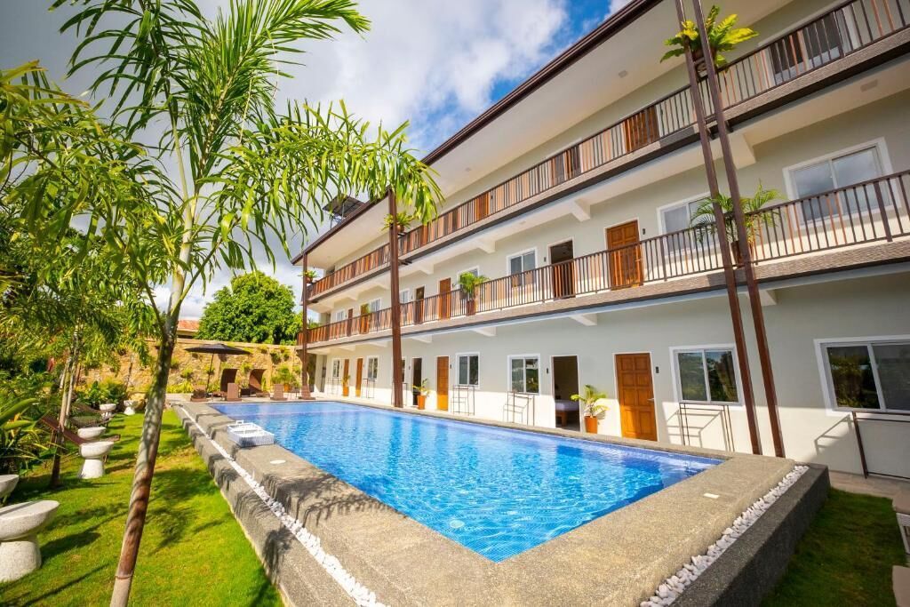 Outdoor pool, pool umbrellas