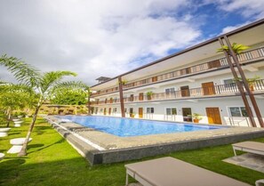 Imej tidak diklasifikasikan, 3 daripada 48, butang