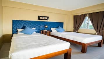 Espacio para trabajar con laptop y wifi gratis