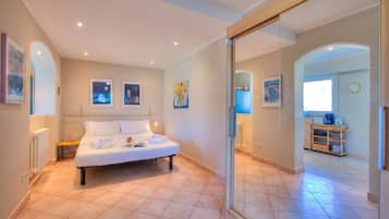 Family Villa, Multiple Bedrooms, 2 Bathrooms, Mountainside (Villa Paradise View With Private Pool) | 3 bedrooms, iron/ironing board, free WiFi, bed sheets