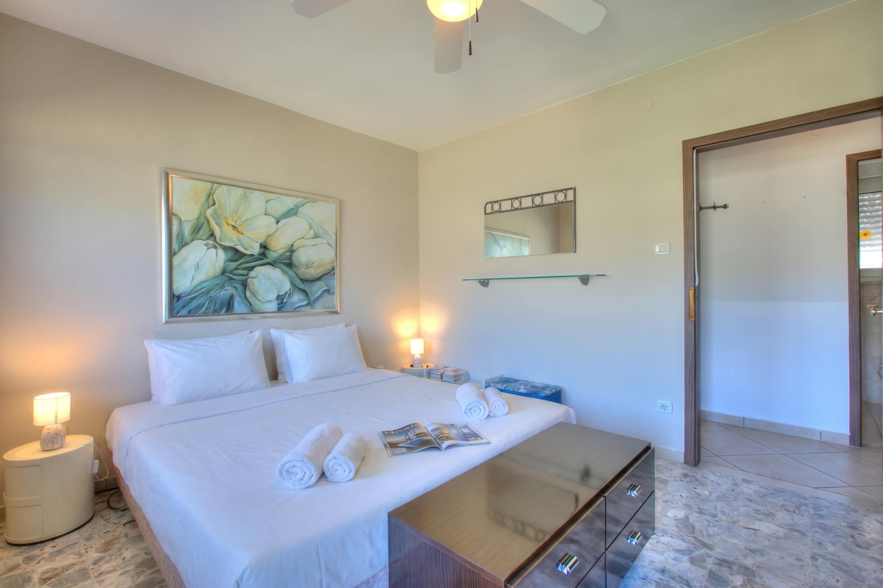 Vila Keluarga, beberapa kamar, 2 kamar mandi, tepi gunung (Villa Paradise View With Private Pool) | 3 kamar tidur, setrika/meja setrika, Wi-Fi gratis, dan seprai linen