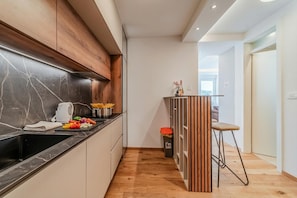 Private kitchen - Aurora Park View Apartment (Zagreb)