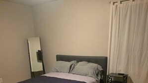 4 soverom, strykejern/-brett, wi-fi (inkludert) og sengetøy
