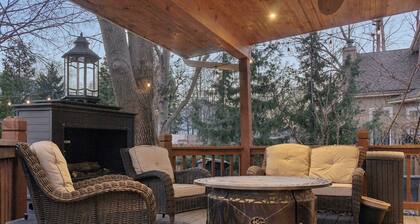 Spacious 4BR Home with Ultimate Sports Cave, 10 Min to World Cup Shuttle