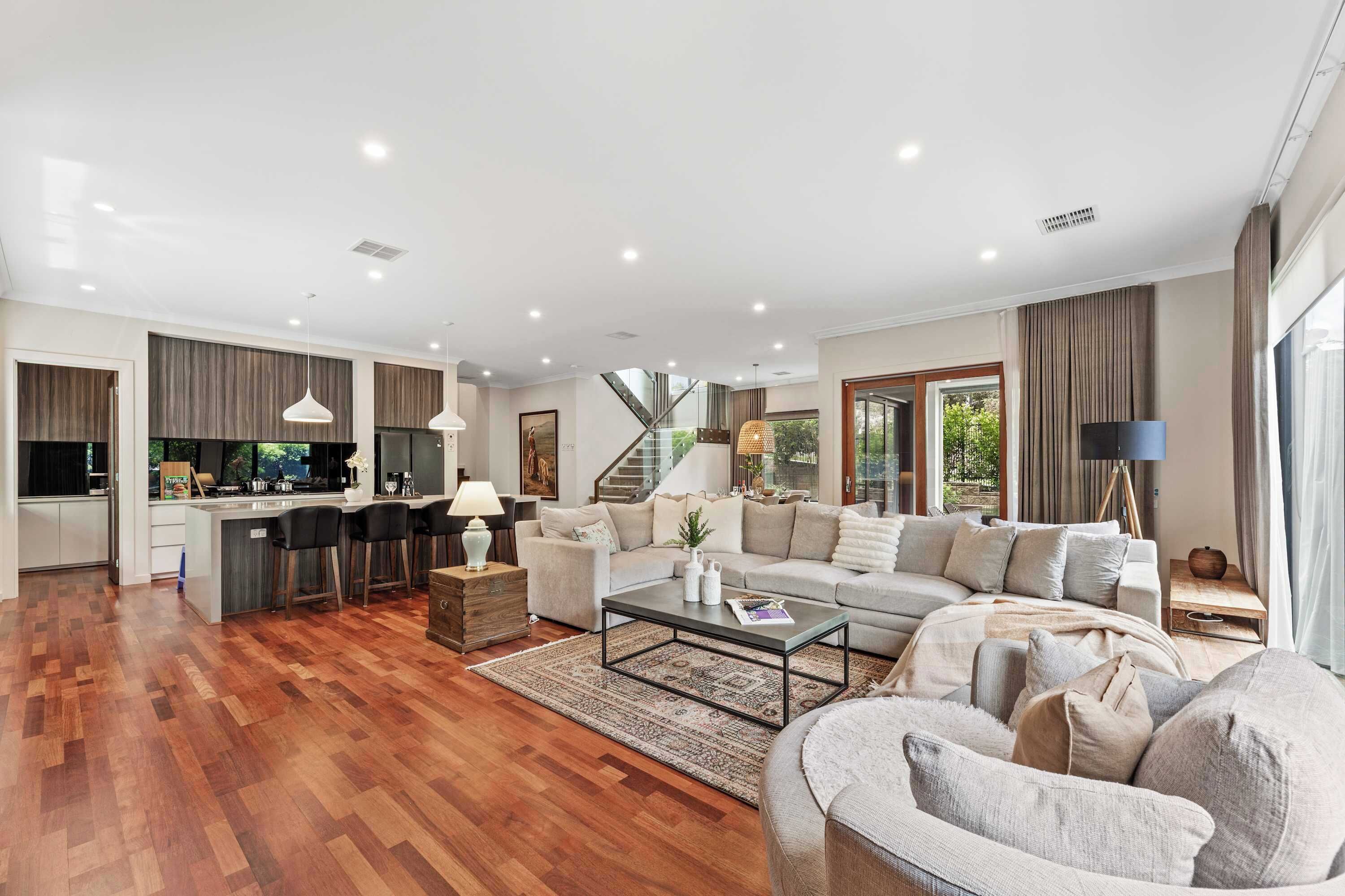 TV, fireplace, stereo, offices