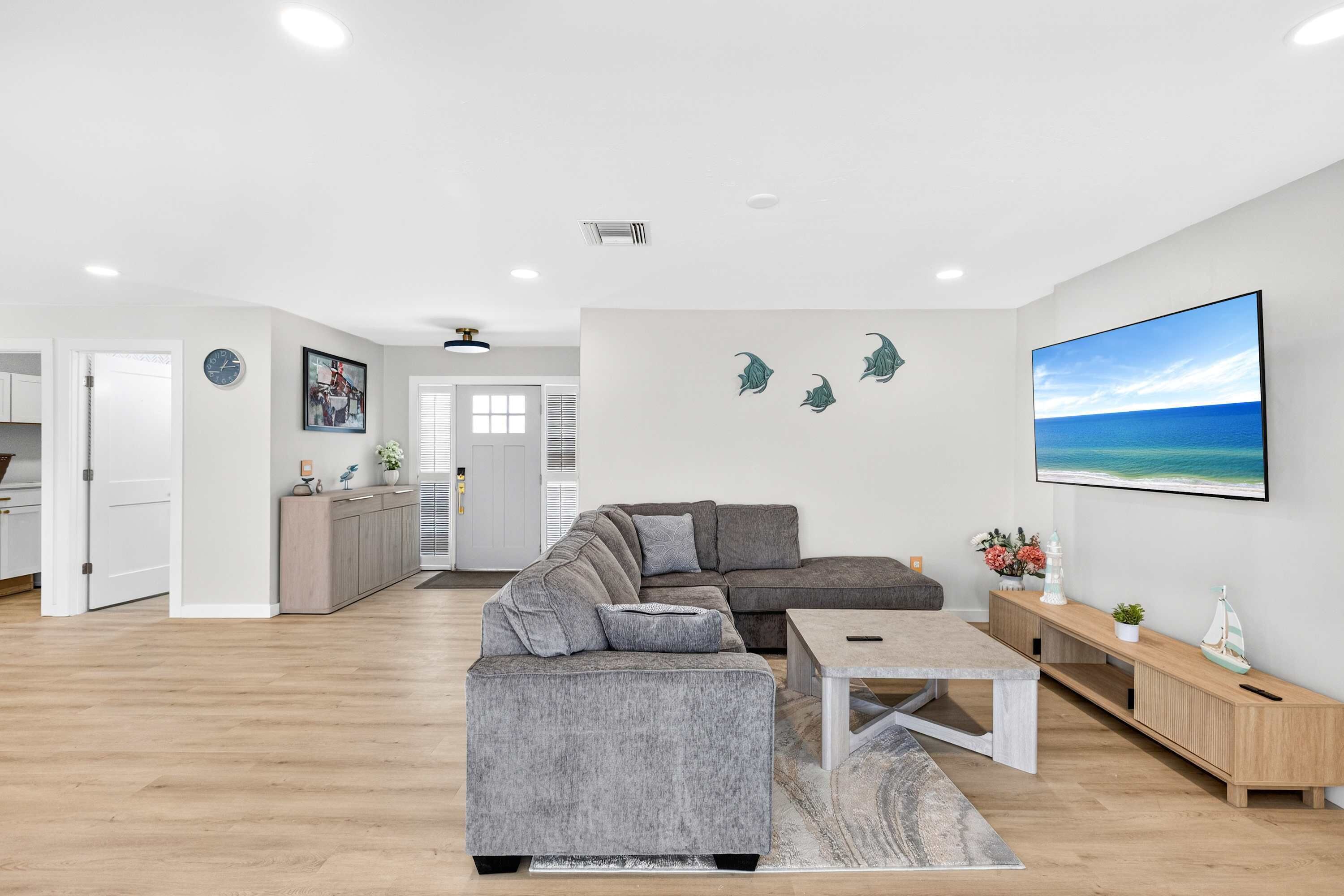 TV, offices
