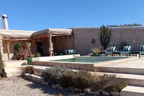 A heated pool - Tikida Beach House Heated Pool (Sidi Kaouki)
