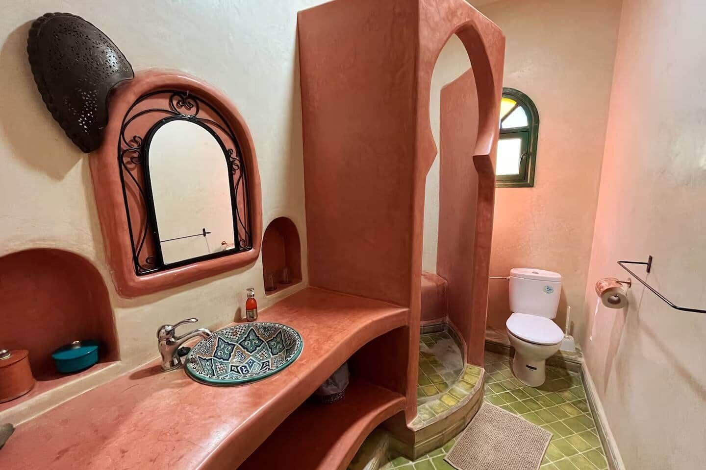 ヘアドライヤー、タオル