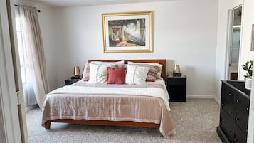 3 多间卧室、办公桌、熨斗/熨衣板、免费 WiFi