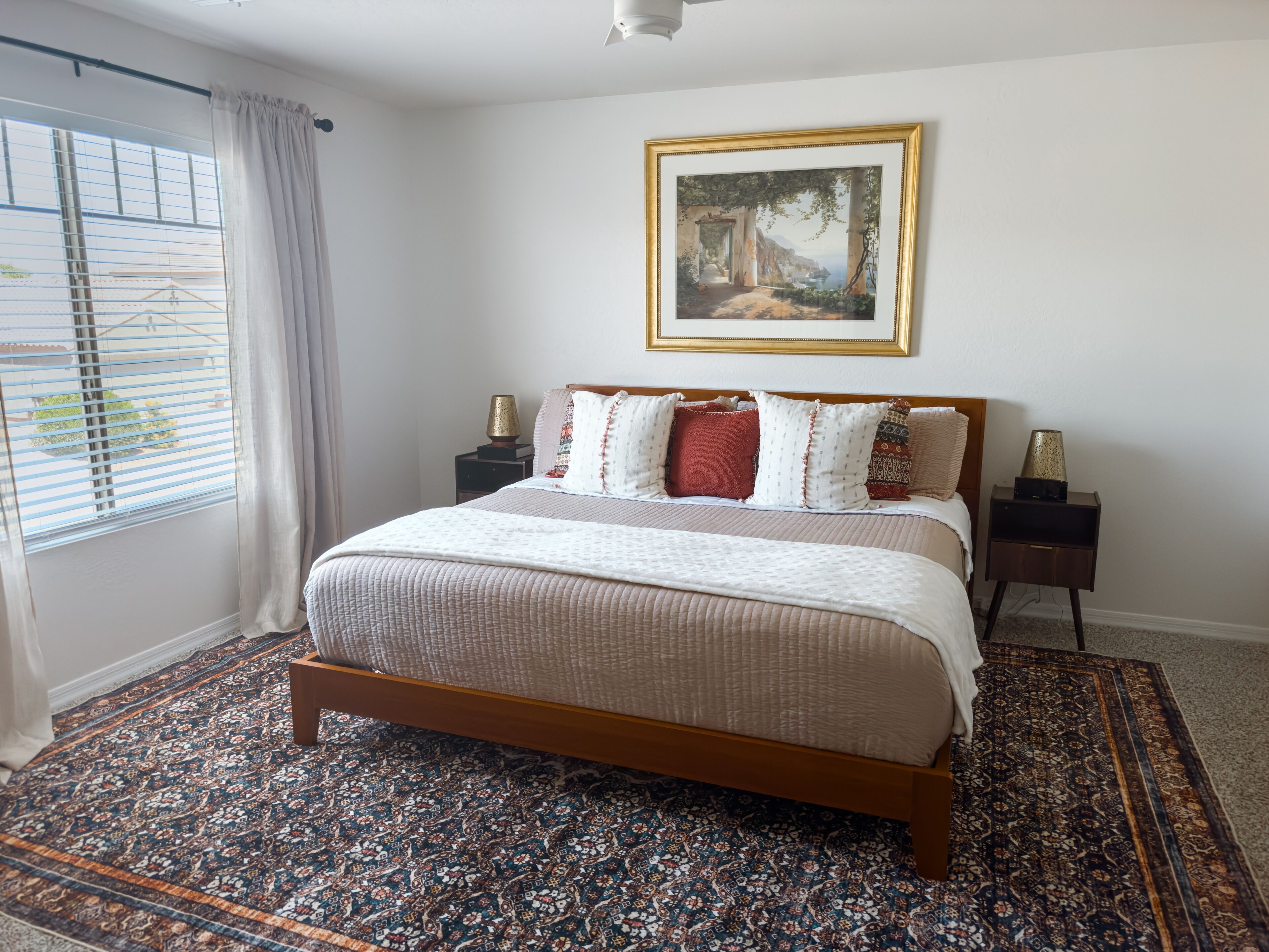 3 bedrooms, desk, iron/ironing board, free WiFi