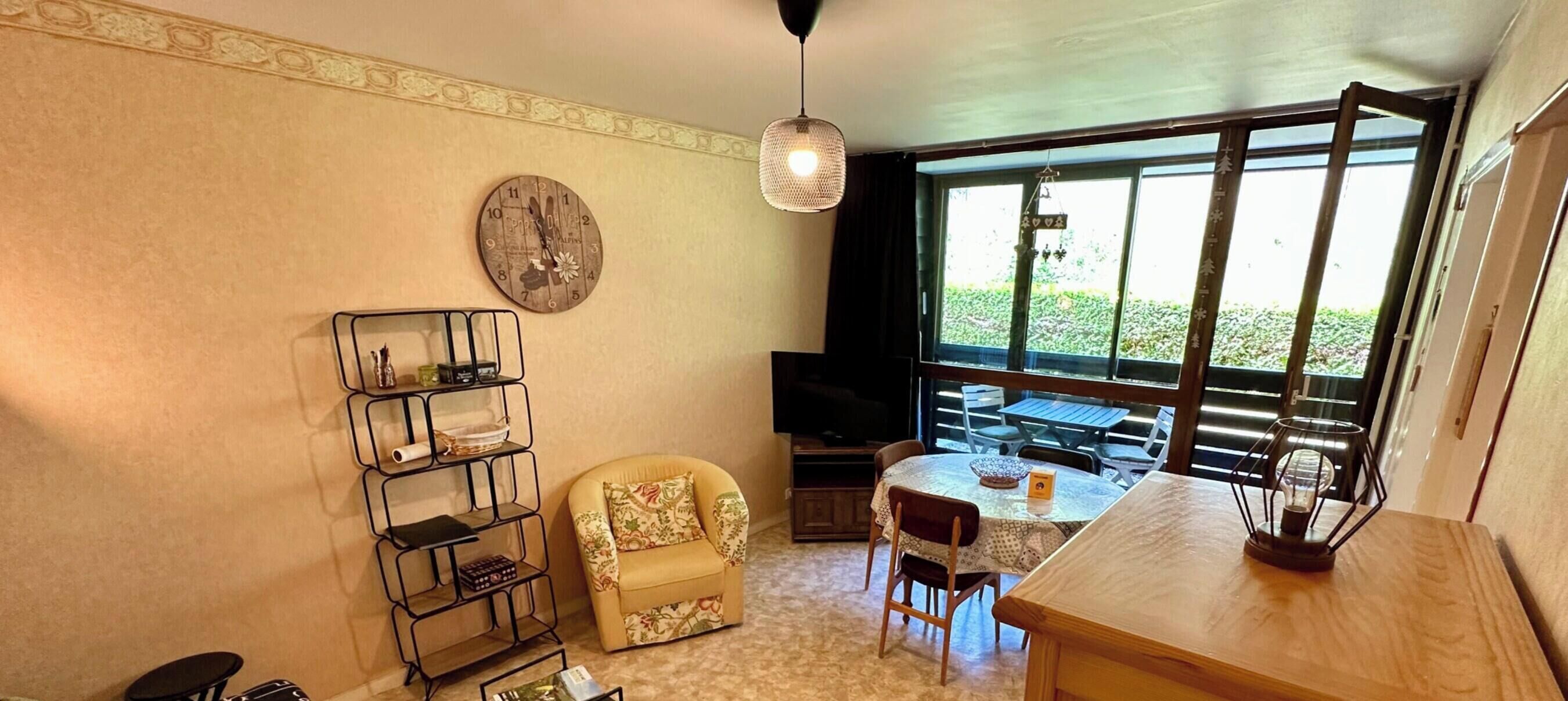 Apartment | Living room