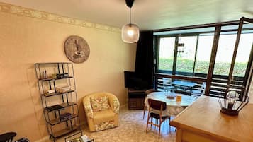 Apartment | Living room