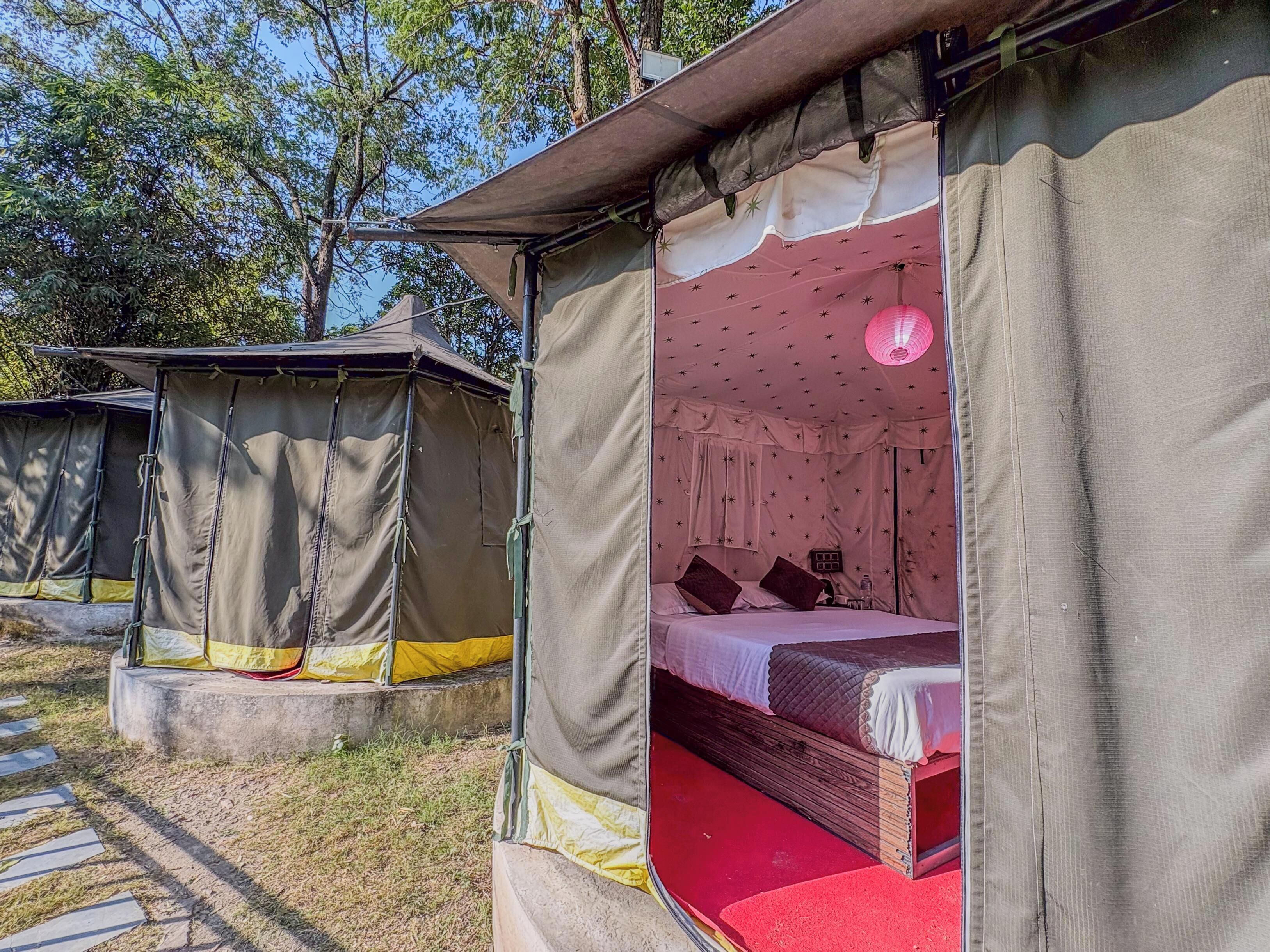 Deluxe Tent, Hill View