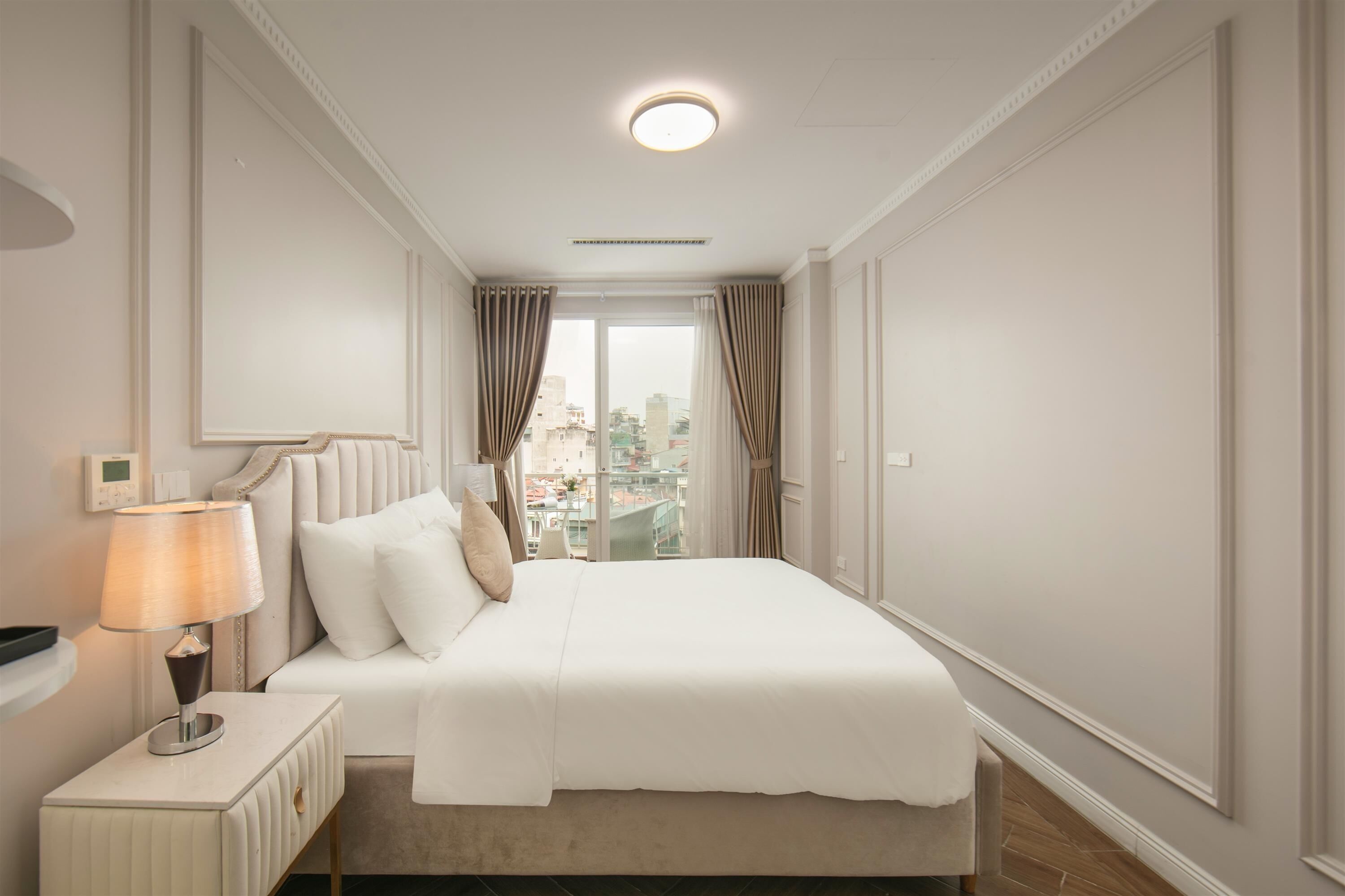 Minibar, in-room safe, blackout drapes, soundproofing