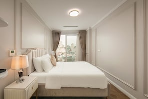 Minibar, in-room safe, blackout drapes, soundproofing