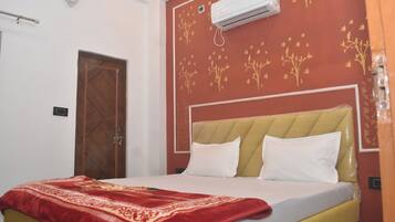 Deluxe Quadruple Room | Free WiFi