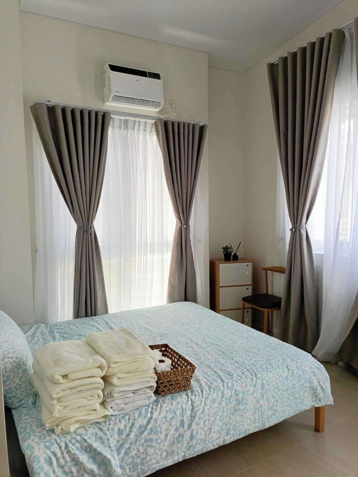 3 dormitorios, escritorio, tabla de planchar con plancha y wifi gratis