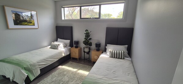 3 Schlafzimmer, Bügeleisen/Bügelbrett, WLAN, Bettwäsche