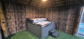 Imagen sin descripción, 3 de 17, botón