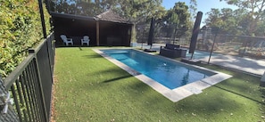 Imagen sin descripción, 2 de 17, botón