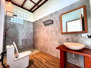 Bathroom - Villa Loba (Denpasar)