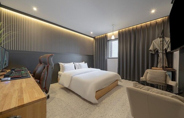 Premium Double Room | Free WiFi