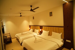 Familjerum för fyra - utsikt mot staden