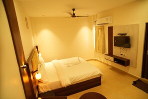 Deluxe Double or Twin Room, City View - Rudriya Residency (Rameshwaram)