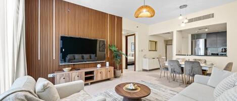 Apartment, Balcony, City View | Living area