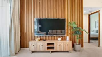 Apartment, Balcony, City View | Interior