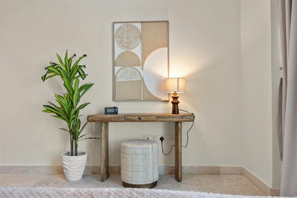 Leilighet, balkong, byutsikt | Innvendig