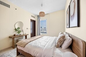 Apartment, Balcony, City View