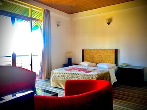 Deluxe Double Room | Free WiFi - Ashley Resorts Nuwaraeliya (Nuwara Eliya)