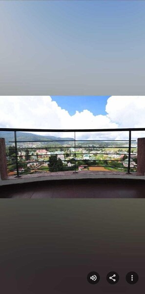 Deluxe Double Room | View from room - Ashley Resorts Nuwaraeliya (Nuwara Eliya)