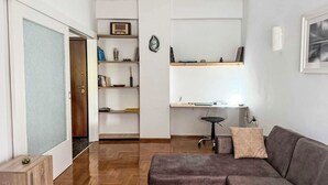Living area - Gemütliche Wohnung nahe der Akropolis by Interhome (Athen)