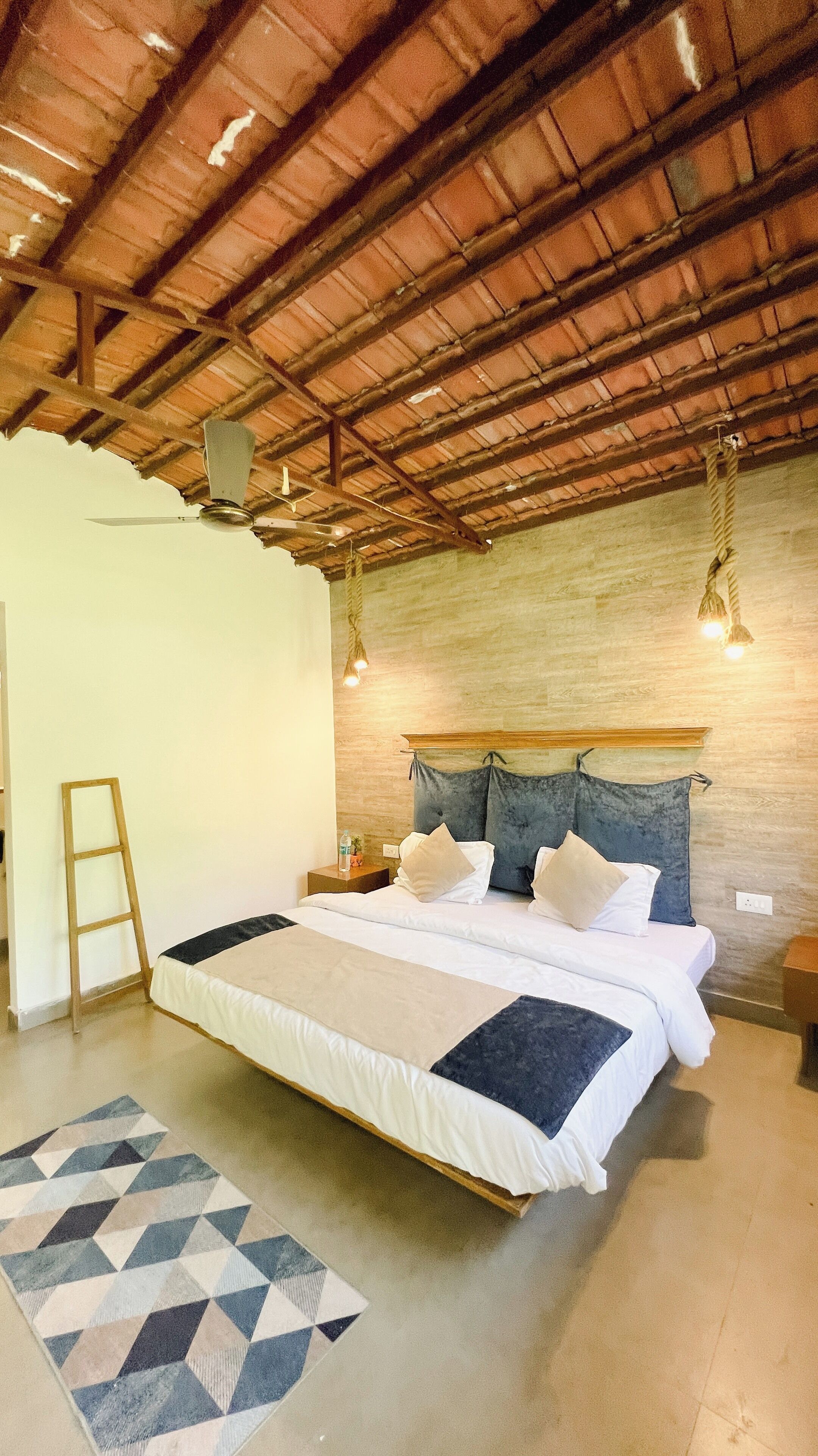 Individually furnished, free WiFi