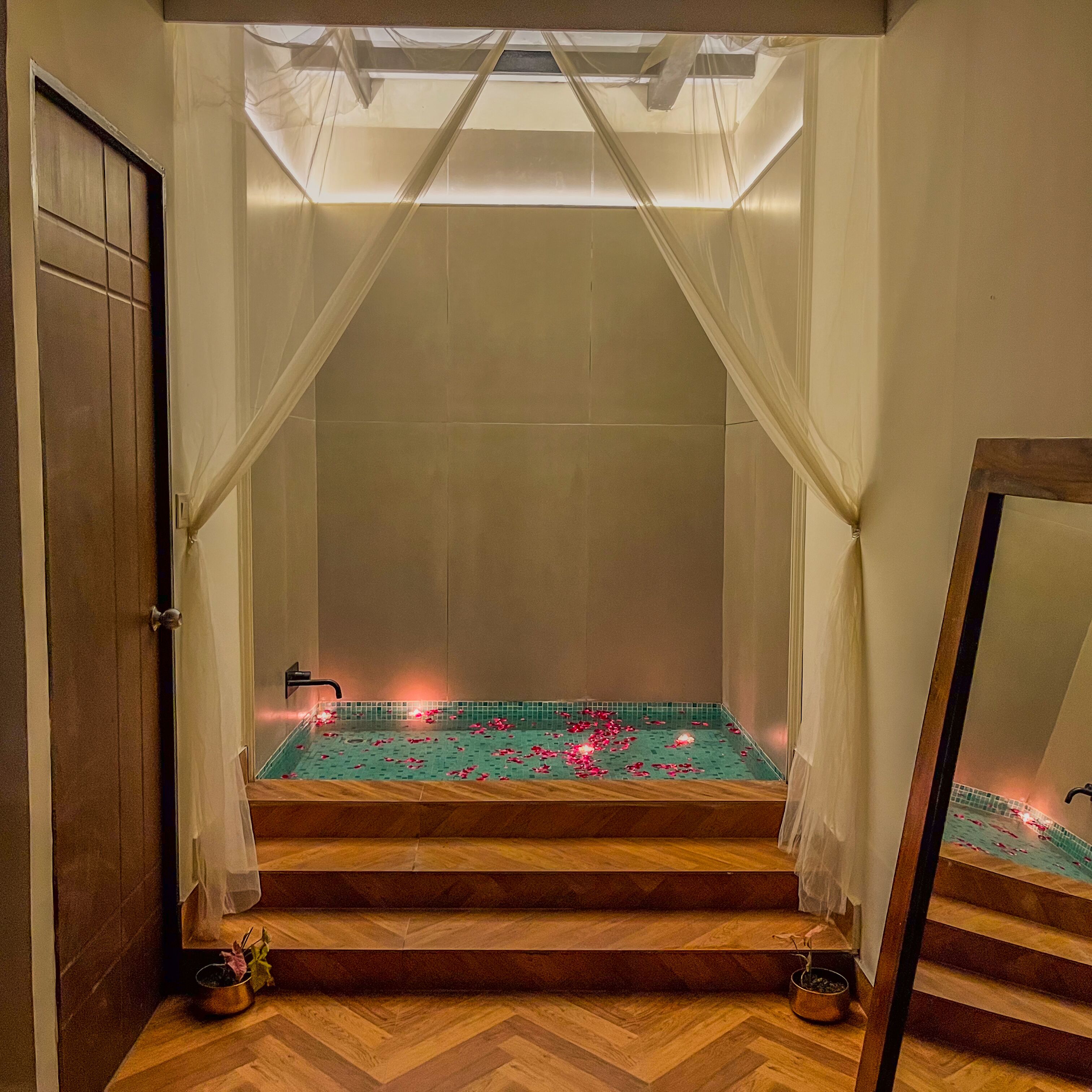 Premium Cottage with Plunge Pool