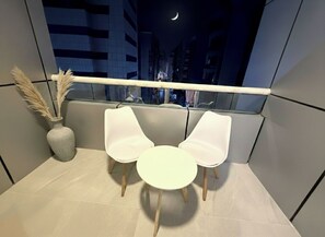 Deluxe Shared Dormitory, Balcony - Female Heaven Al Barsha Dubai (Dubai)