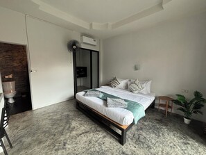 Immagine non classificata, 2 di 11, pulsante