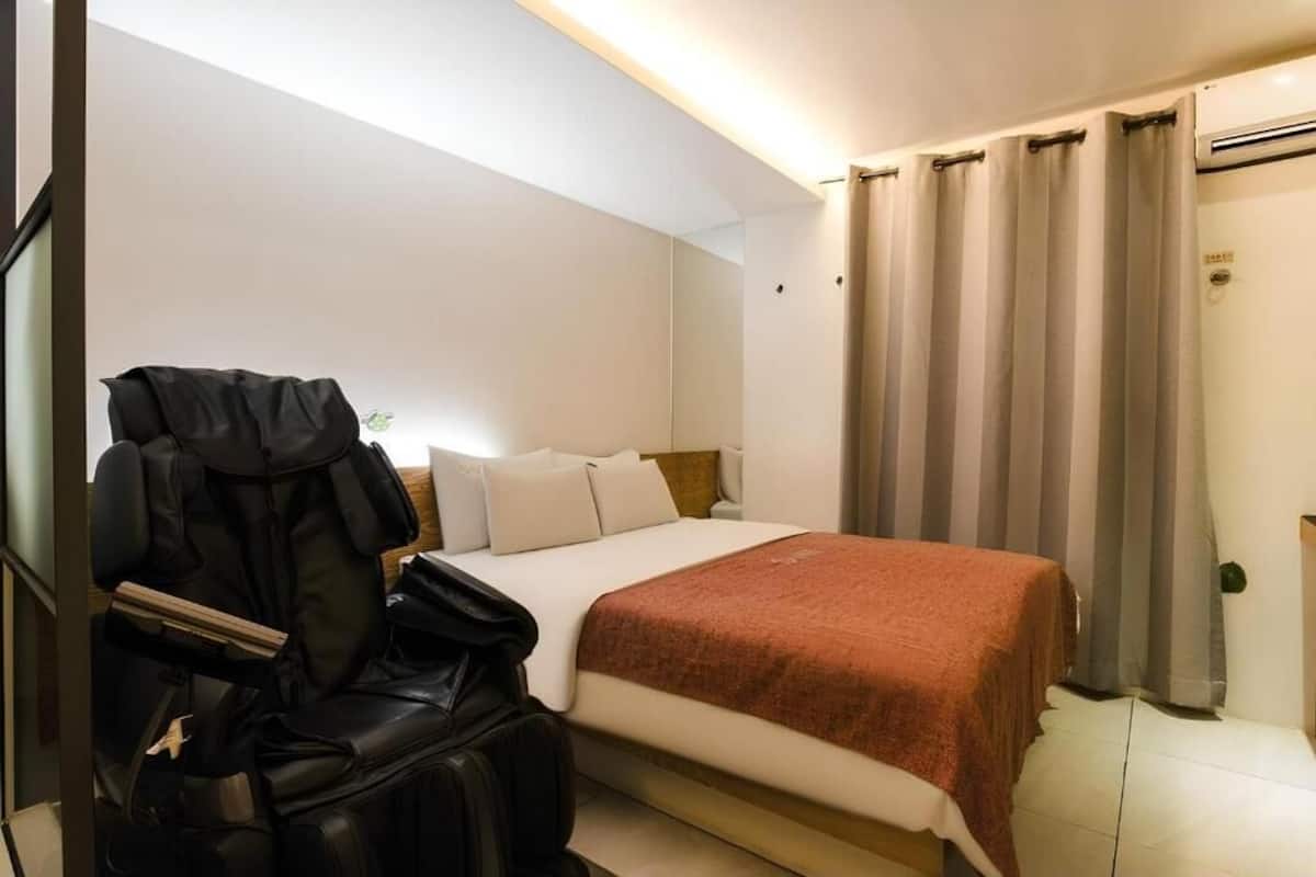 Luxury Double Room | WiFi (free)