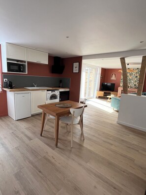 Uklassifisert bilde, 4 av 10, knapp