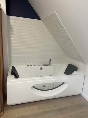 Uklassifisert bilde, 5 av 10, knapp