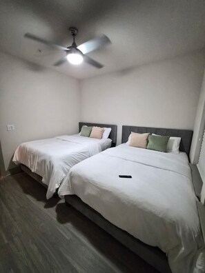 Unclassified image, 5 of 13, button