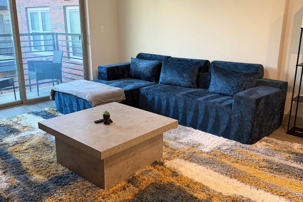 Smart TV, table tennis, stereo, computer monitors