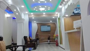 Gambar tidak terklasifikasi, 4 dari 25, tombol