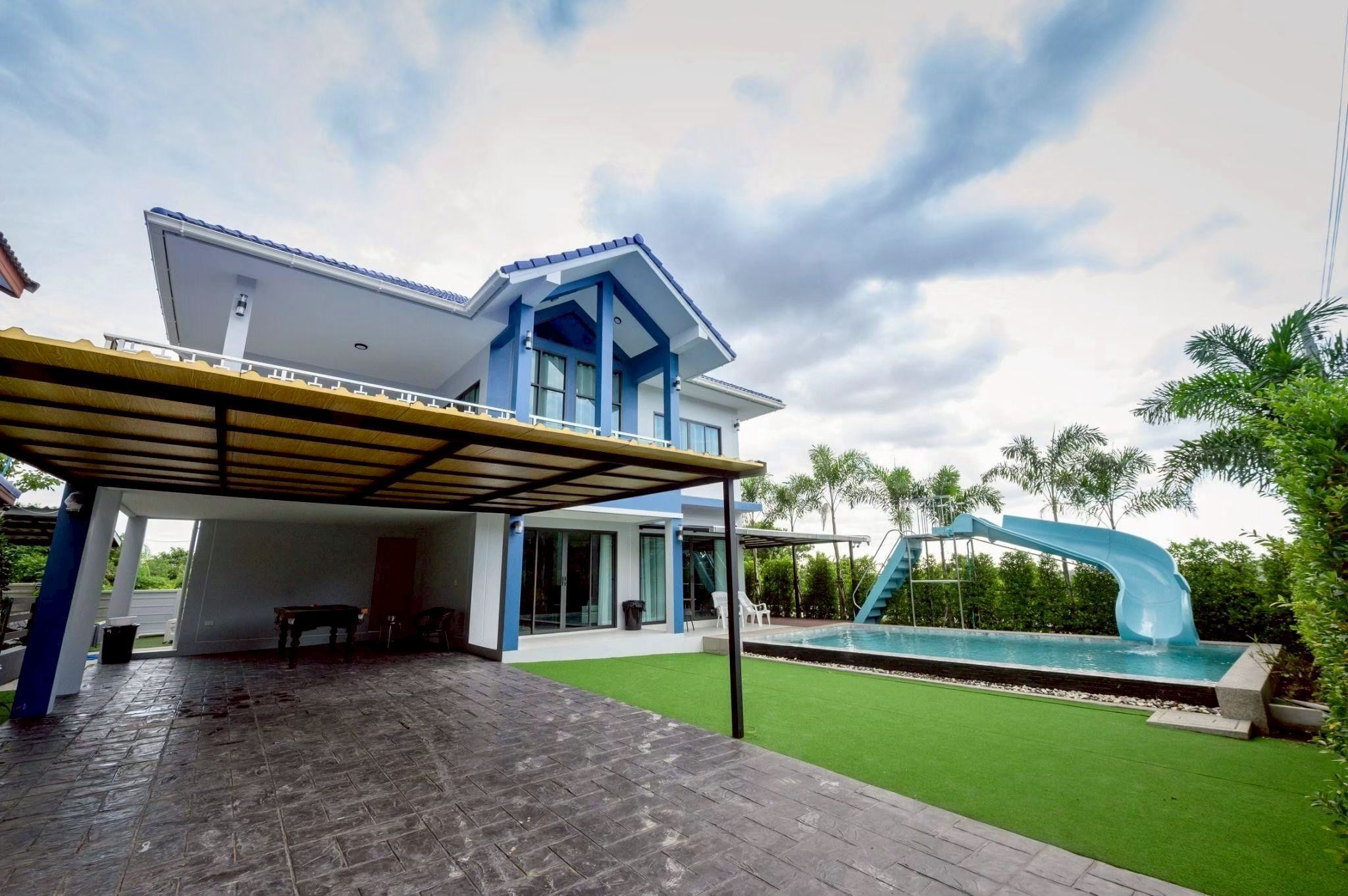 Fachada da propriedade