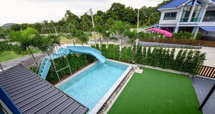 BanIngKhao Pool Villa Sriracha